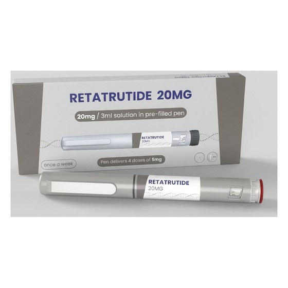 Retatrutid 20 mg Fertigpen vor weißem Hintergrund